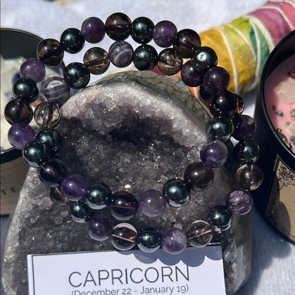 Capricorn Zodiac bracelet - Picture 1 of 5